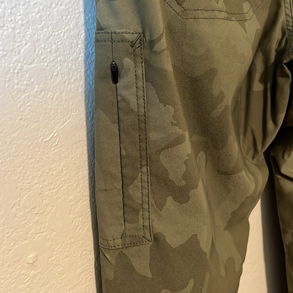 Camo cargo jogger pants by Prana - Picture 4 of 6